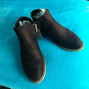 NEVER WORN...brown faux suede booties